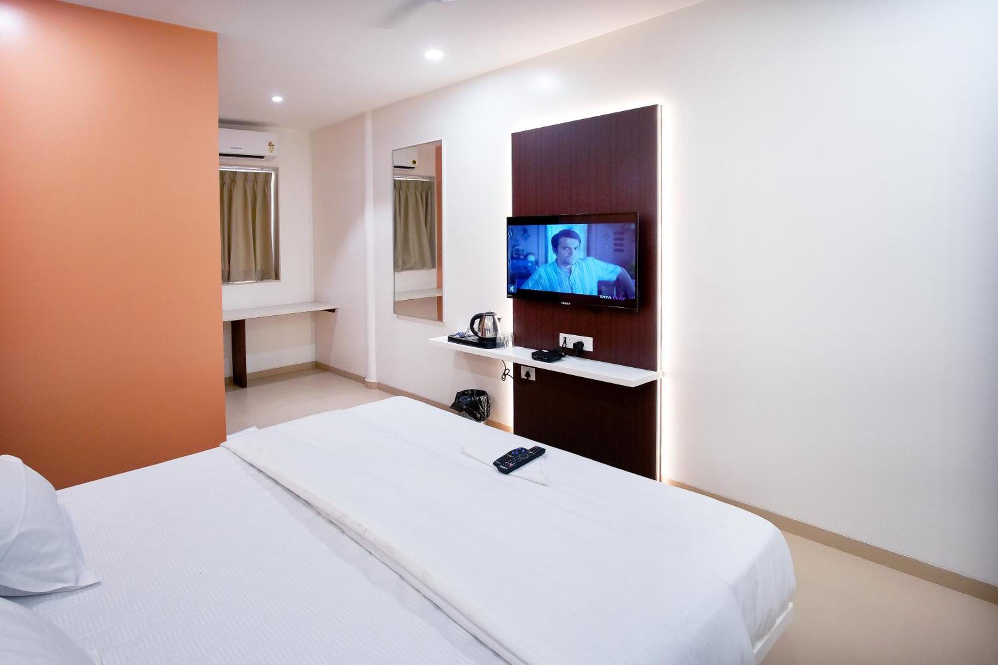 Hotel Haldi Nášik Pokoj fotografie